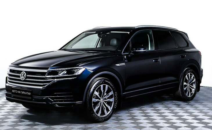 Volkswagen Touareg - Фото 0