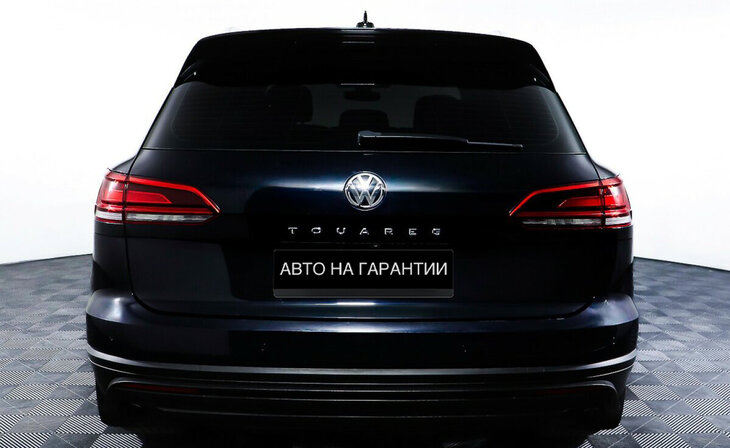 Volkswagen Touareg - Фото 5