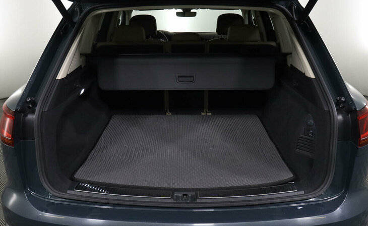 Volkswagen Touareg - Фото 17