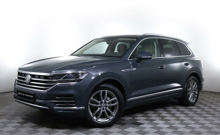 Volkswagen Touareg - Фото 0