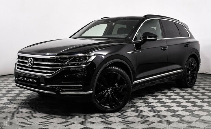 Volkswagen Touareg - Фото 0
