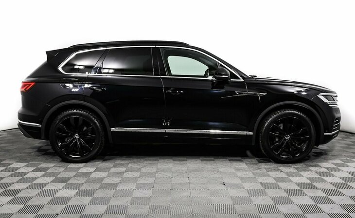 Volkswagen Touareg - Фото 3