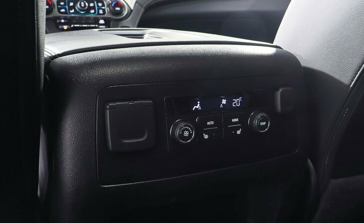 Chevrolet Tahoe - Фото 21