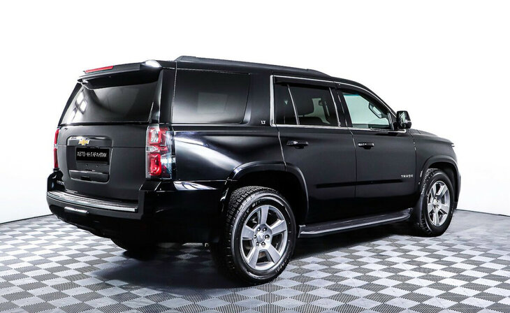 Chevrolet Tahoe - Фото 2