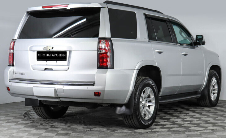 Chevrolet Tahoe - Фото 2