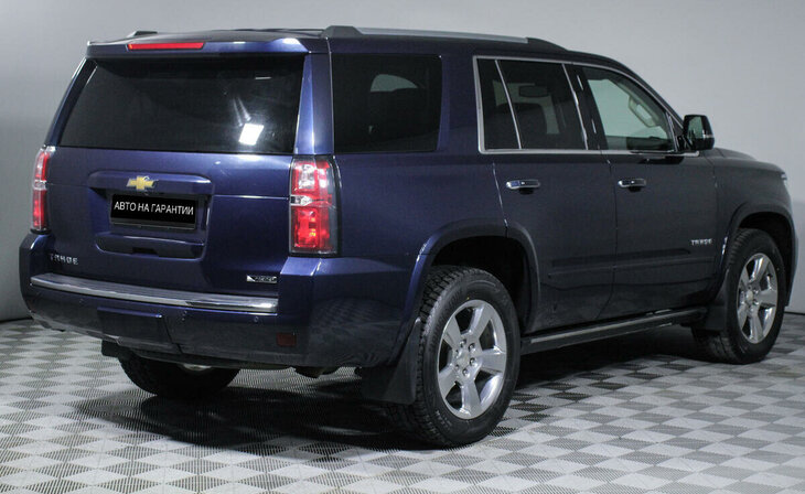 Chevrolet Tahoe - Фото 1