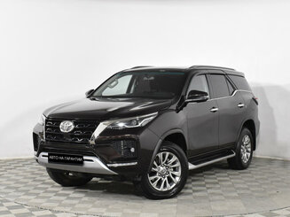 Toyota Fortuner, II Рестайлинг, № лота 12785, фото 1