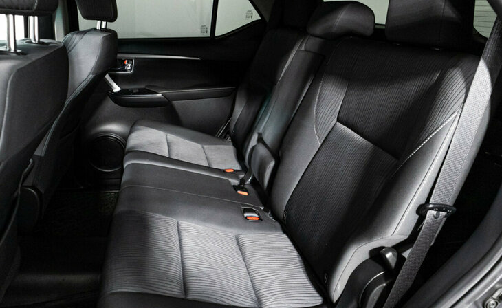 Toyota Fortuner - Фото 5