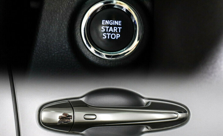 Toyota Fortuner - Фото 15