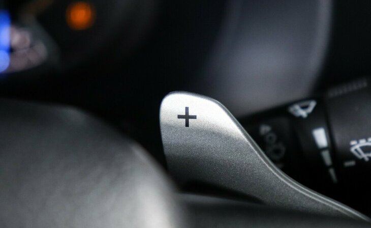 Toyota Fortuner - Фото 8