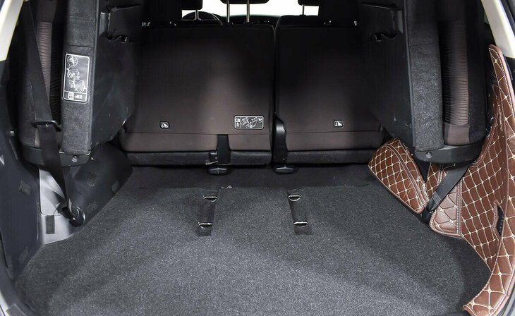 Toyota Fortuner - Фото 16