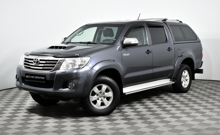 Toyota Hilux - Фото 0