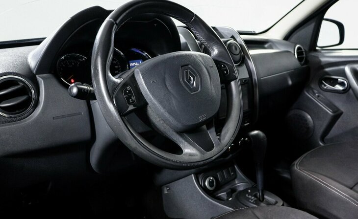 Renault Duster - Фото 8