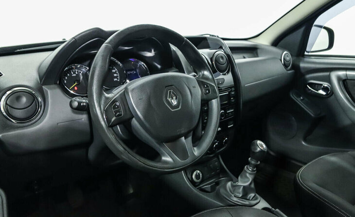 Renault Duster - Фото 8