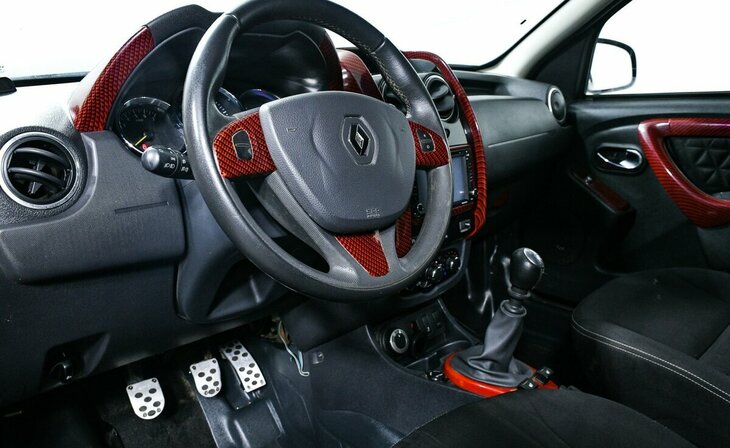 Renault Duster - Фото 9