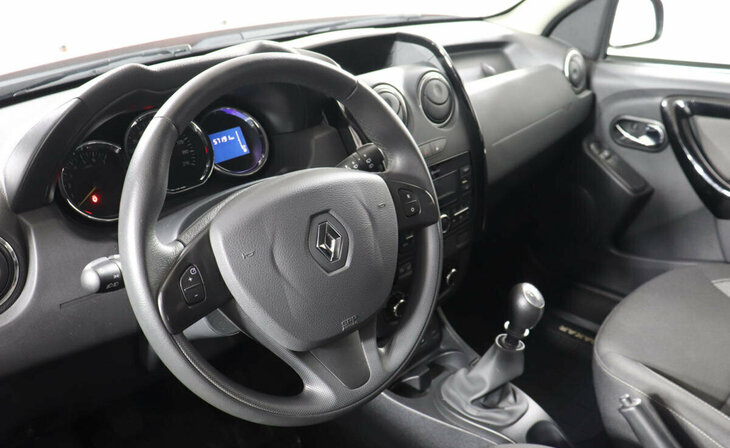 Renault Duster - Фото 6