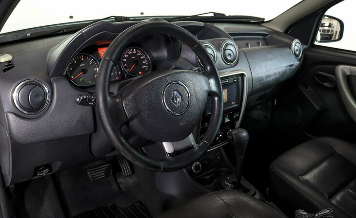Renault Duster - Фото 8