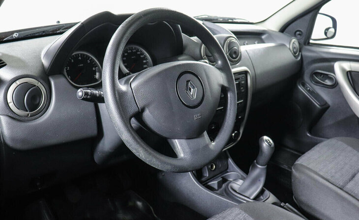 Renault Duster - Фото 6