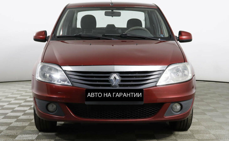 Renault Logan - Фото 1