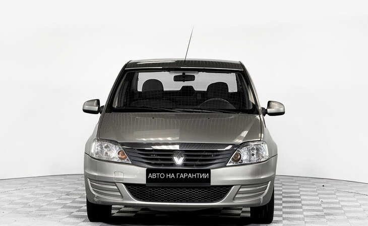 Renault Logan - Фото 1