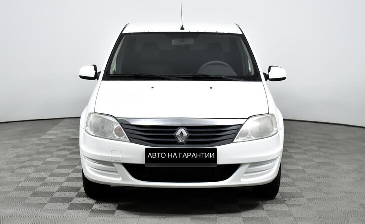 Renault Logan - Фото 1
