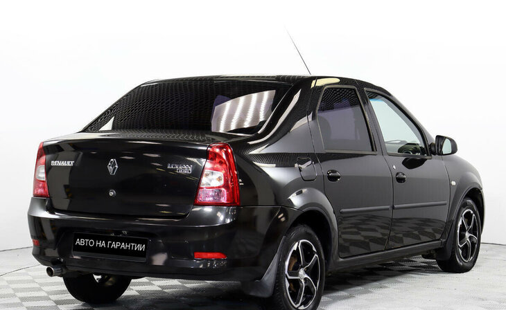 Renault Logan - Фото 2