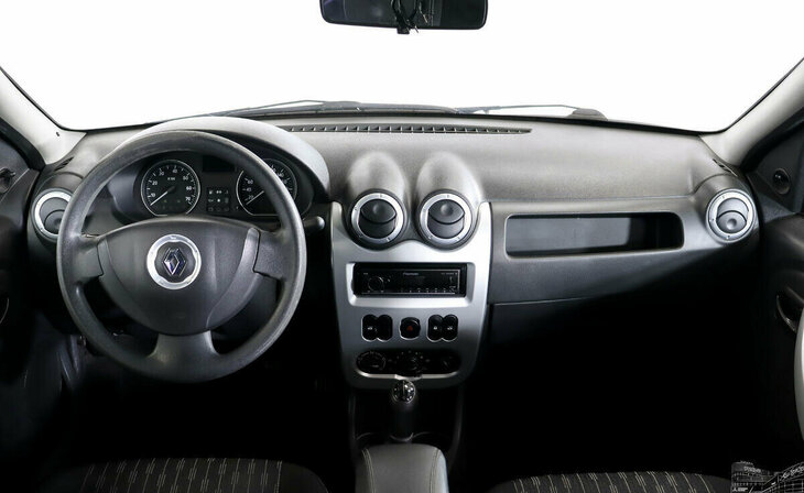 Renault Logan - Фото 5