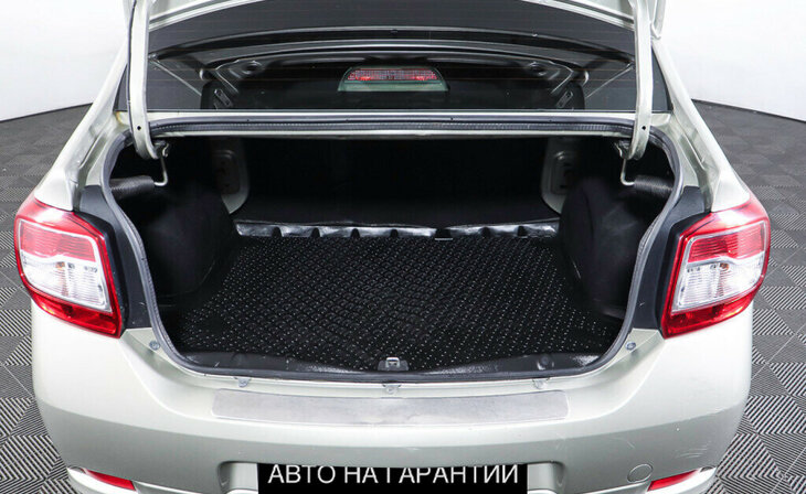 Renault Logan - Фото 14