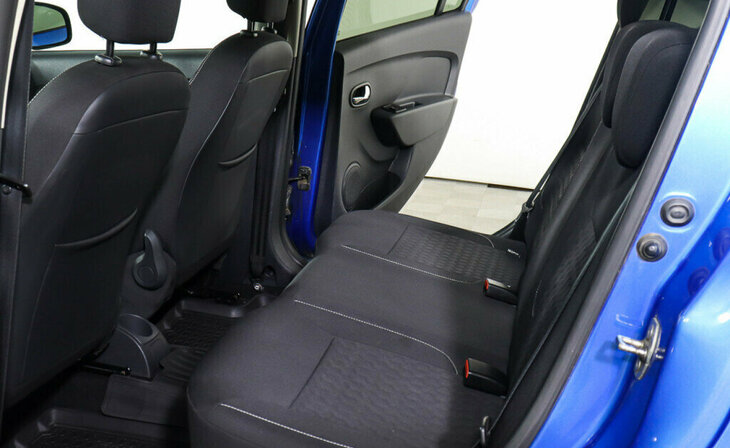 Renault Logan - Фото 13