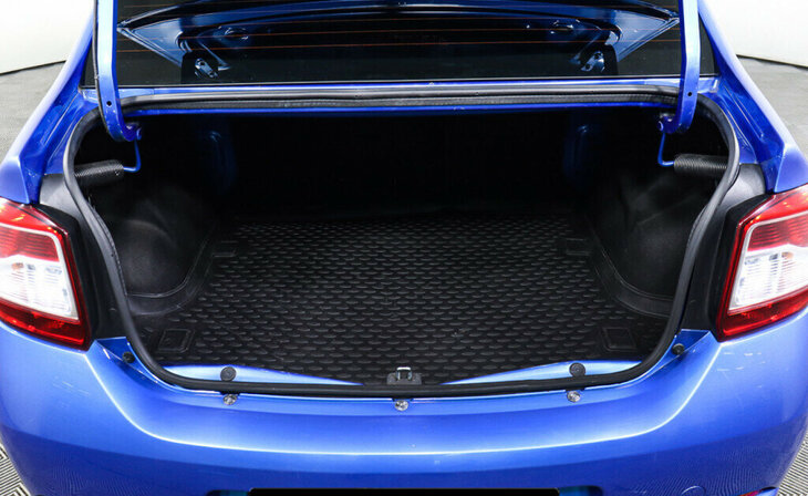 Renault Logan - Фото 14