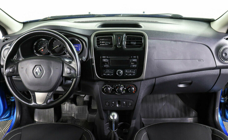 Renault Logan - Фото 8