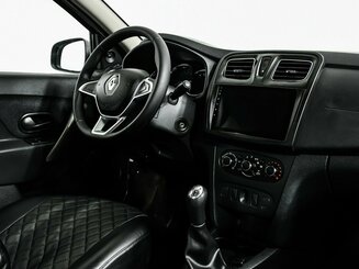Renault Logan, II Рестайлинг, № лота 12872, фото 5