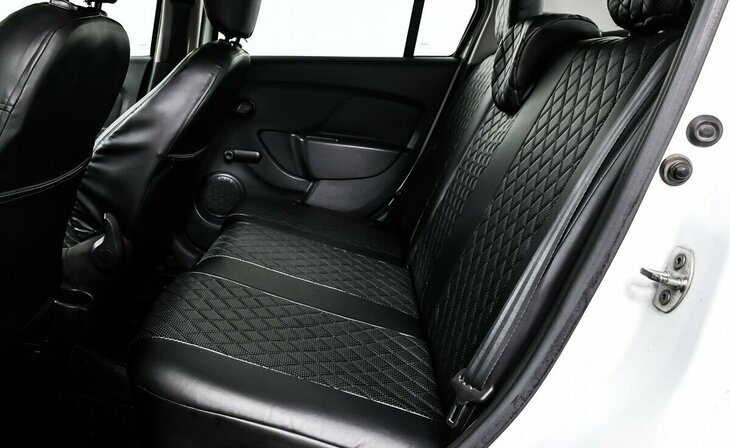 Renault Logan - Фото 8