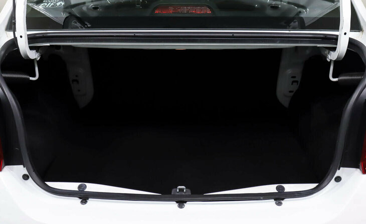 Renault Logan - Фото 14