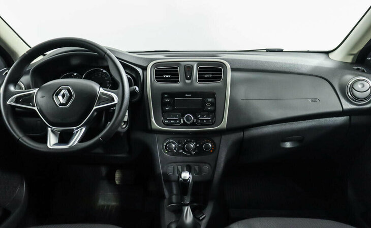 Renault Logan - Фото 5