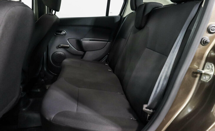 Renault Logan - Фото 8