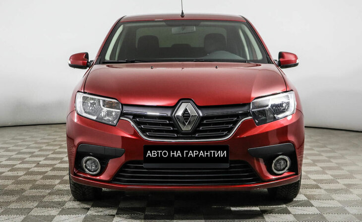 Renault Logan - Фото 1