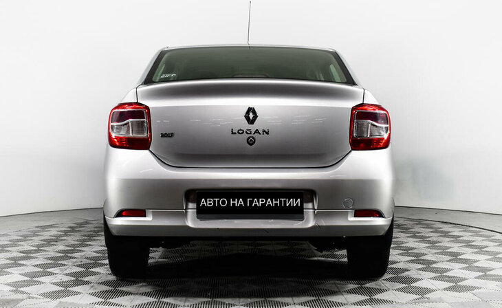 Renault Logan - Фото 5