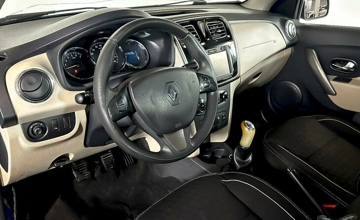 Renault Logan - Фото 7