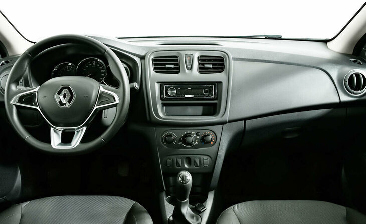 Renault Logan - Фото 8