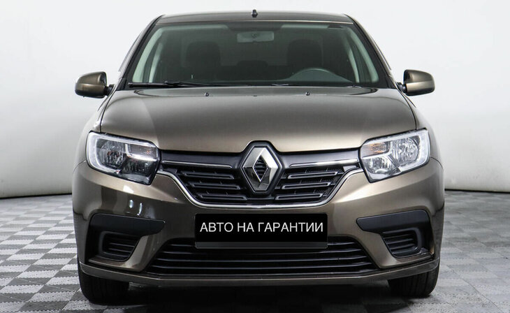 Renault Logan - Фото 1