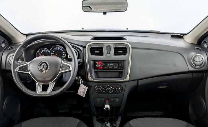 Renault Logan - Фото 11