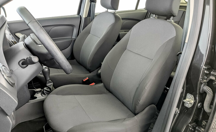 Renault Logan - Фото 7