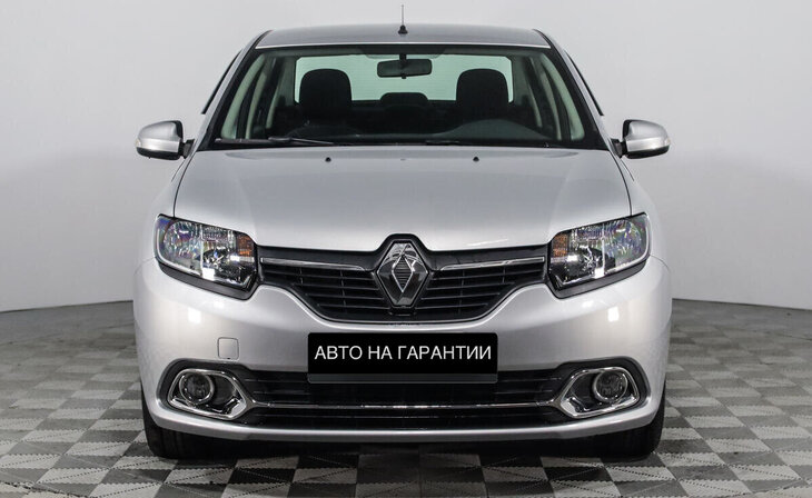 Renault Logan - Фото 1