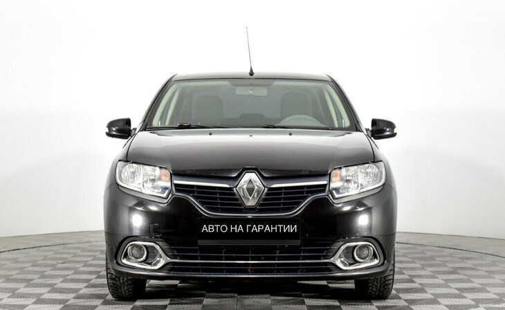 Renault Logan - Фото 1
