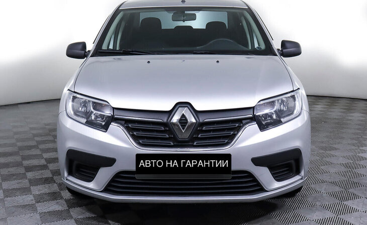 Renault Logan - Фото 1