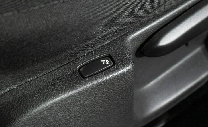 Renault Logan - Фото 9