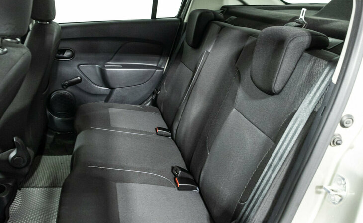 Renault Logan - Фото 10