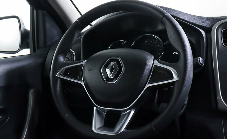 Renault Logan - Фото 11