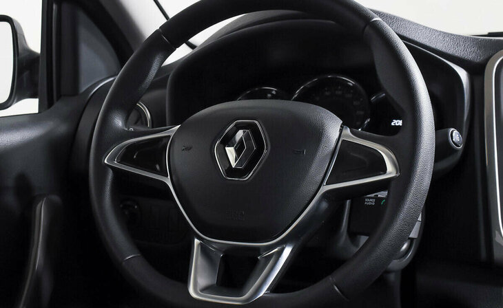 Renault Logan - Фото 11